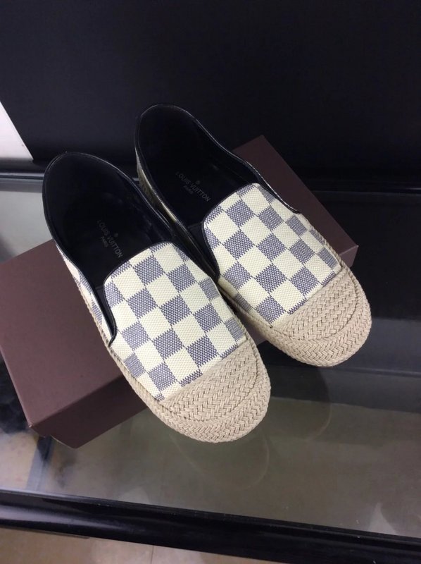 LV Loafers Women--008